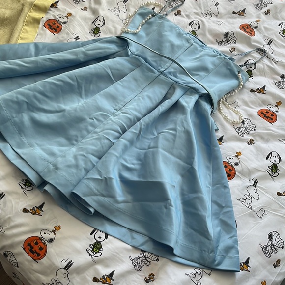 blue dress with pearls - Picture 4 of 4